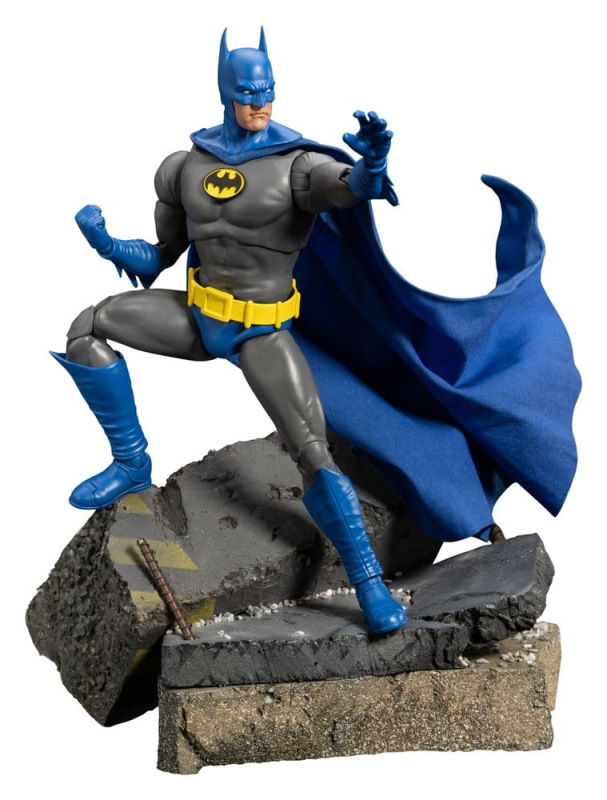 DC Comics Action Figure Batman Limited Edition 21 cm 8