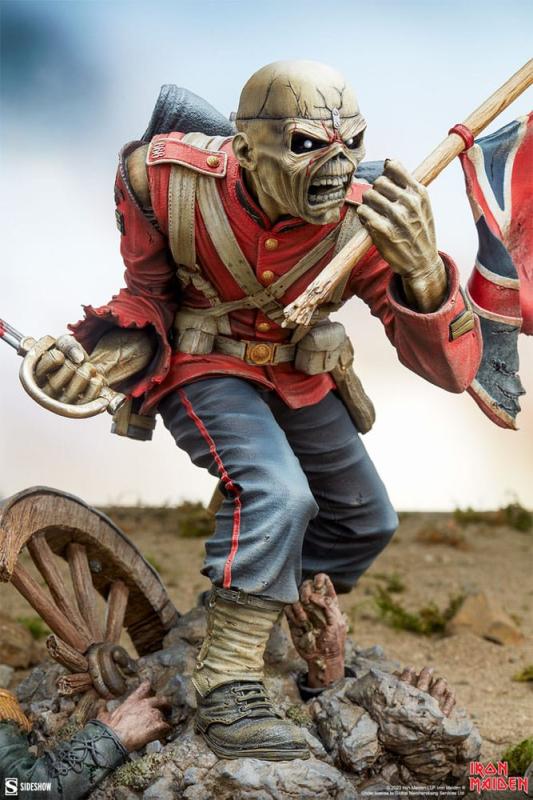 Iron Maiden: Eddie The Trooper 48 cm Premium Format Statue - Sideshow Collectibles
