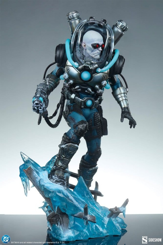 DC Comics Premium Format Figure Mr. Freeze 59 cm 10