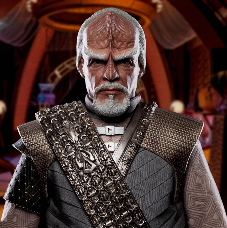 Star Trek: Picard Action Figure 1/6 Worf 30 cm 4
