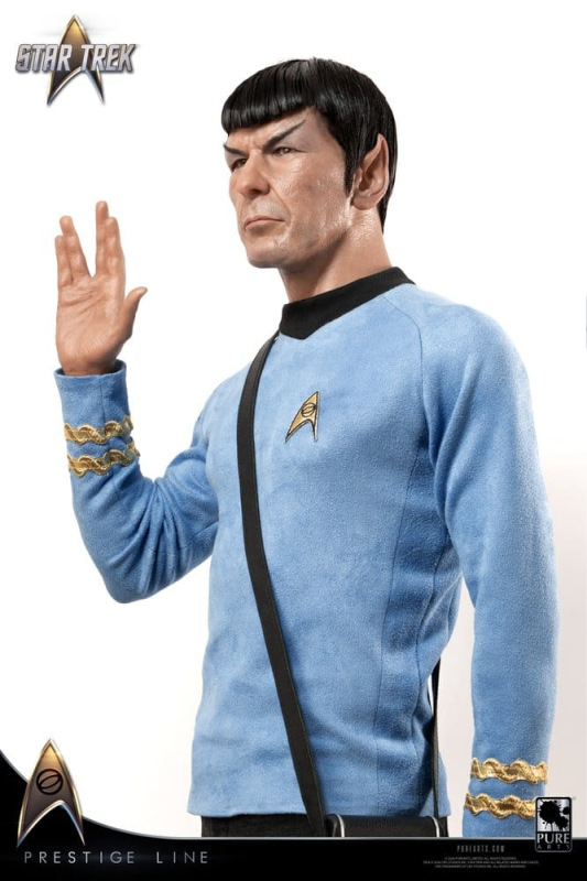 Star Trek Prestige Line Statue 1/2 Spock 111 cm 8