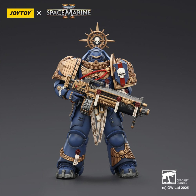 Warhammer 40,000: Space Marine 2 Action Figure Ultramarines Heavy Relic Primus Armor with Heavy Reli 1