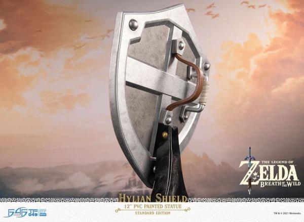 The Legend of Zelda Breath of the Wild PVC Statue Hylian Shield Standard Edition 29 cm