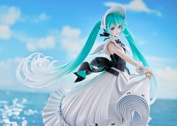 Character Vocal Series 01: Hatsune Miku Characters PVC Statue 1/7 Symphony: 2023 Ver. 26 cm