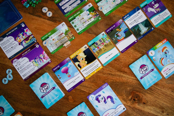 My Little Pony card game Deck-Building Adventures in Equestria *Englische Version* 11