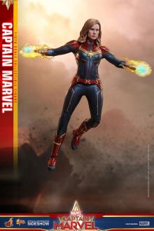Captain Marvel: Captain Marvel - Figure 1/6 - Hot Toys
