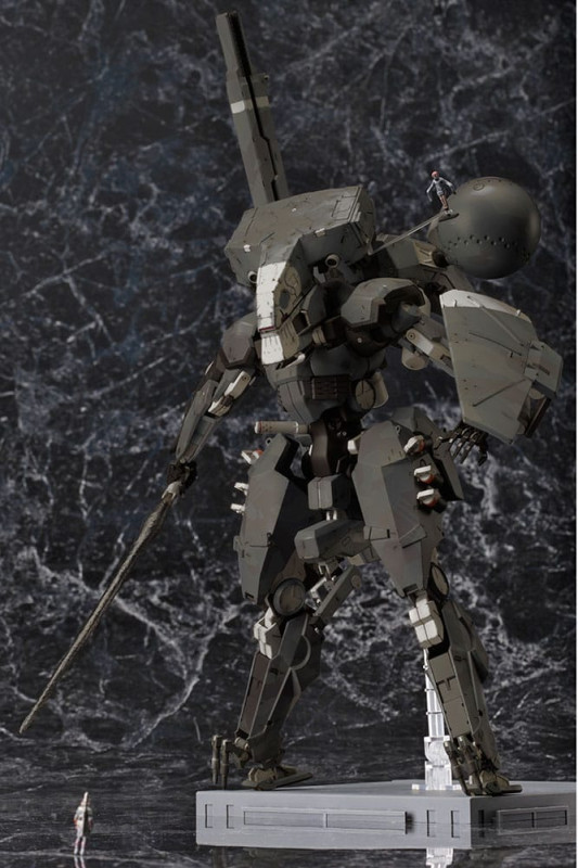 Metal Gear Solid V Plastic Model Kit 1/100 Metal Gear Sahelanthropus Black Ver. 36 cm 3