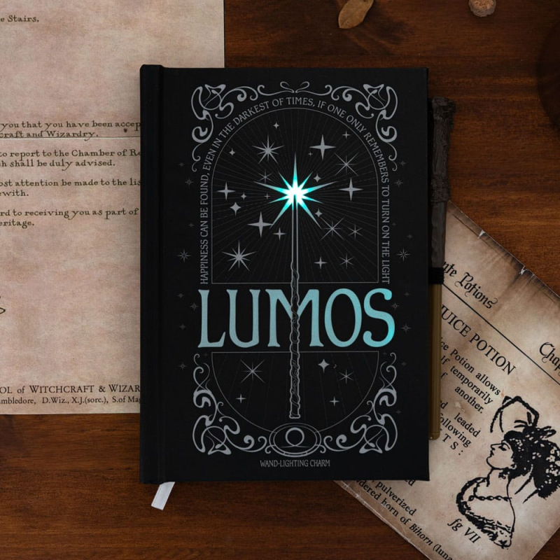 Harry Potter Premium Notebook A5 with Light Lumos Maxima 6