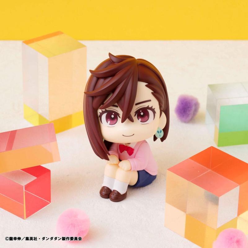 Dandadan Look Up PVC Statue Momo 11 cm 6