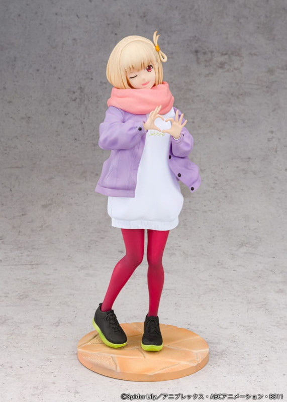 Lycoris Recoil PVC Statue 1/7 Chisato Nishikigi Winter Ver. 23 cm 2