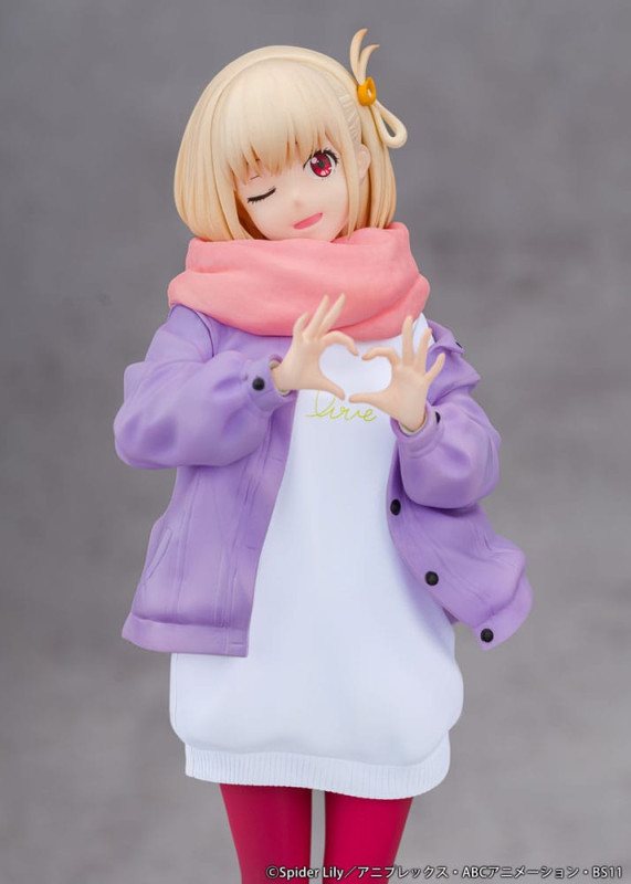 Lycoris Recoil PVC Statue 1/7 Chisato Nishikigi Winter Ver. 23 cm 4