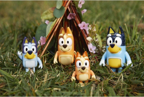 Bluey: Family 4 Piece Figure Set 5