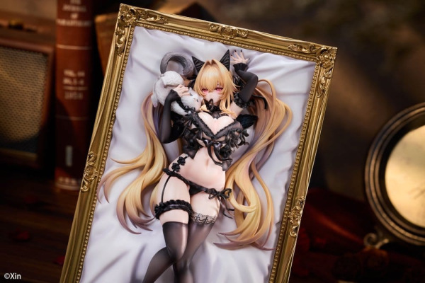 Original Character PVC Figure 1/7 Stella Black Cat Ver. Illustrated by Xin 27 cm 4