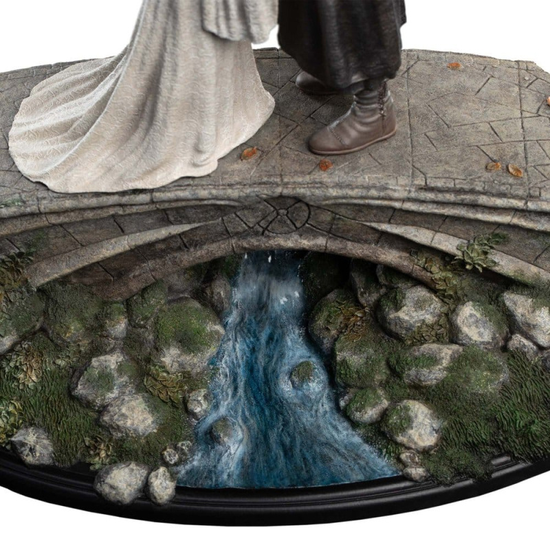 The Lord of the Rings Mini Statue Aragorn & Arwen 24 cm 3