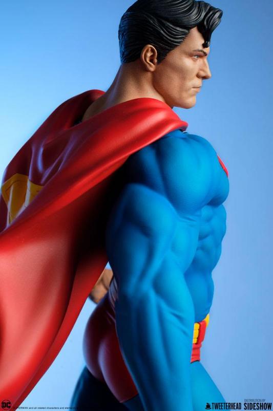 DC Comic: Superman 52 cm Maquette - Tweeterhead
