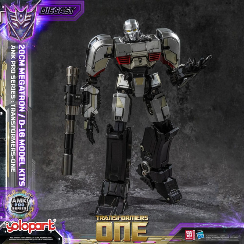 Transformers: Generation One AMK Pro Series Plastic Model Kit D-16/Megatron Final Form 20 cm 3