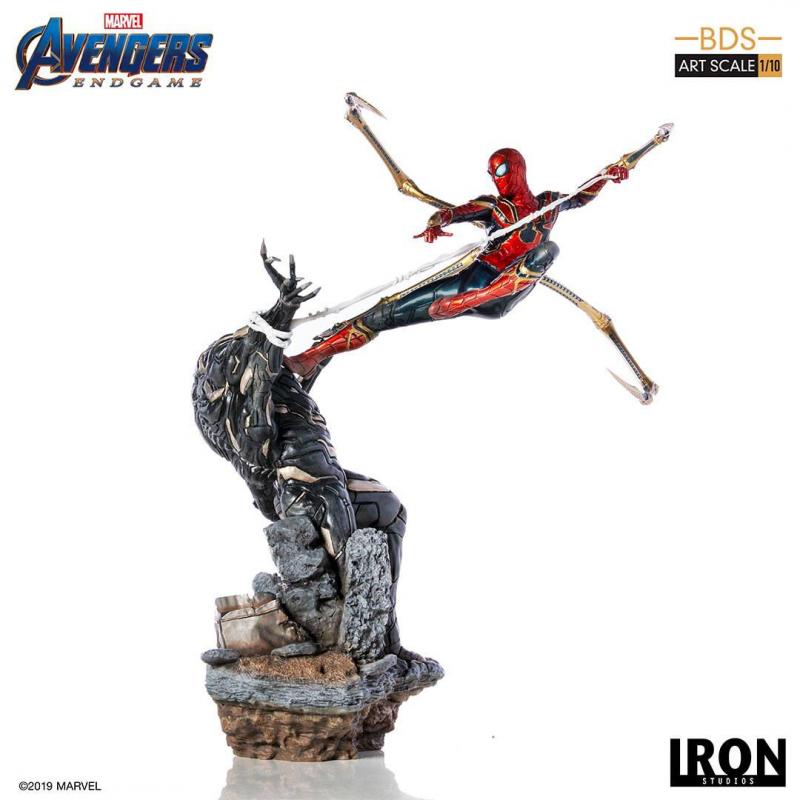 Avengers Endgame: Iron Spider vs Outrider - BDS Art Scale Statue 1/10 - Iron Studios