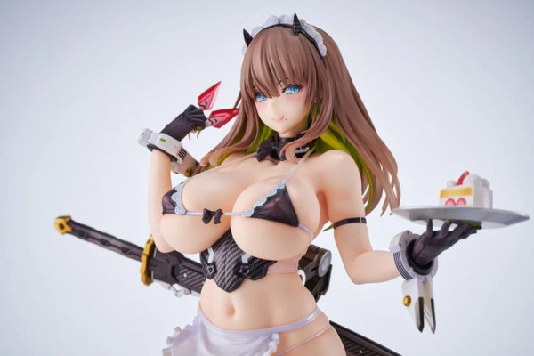Meido-Busou PVC Figure 1/6 Blade Strawberry on the Shortcake Ver. 28 cm 10