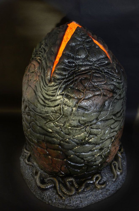 Aliens Foam Replica 1/1 Xenomorph Egg & Latex Facehugger 91 cm 3