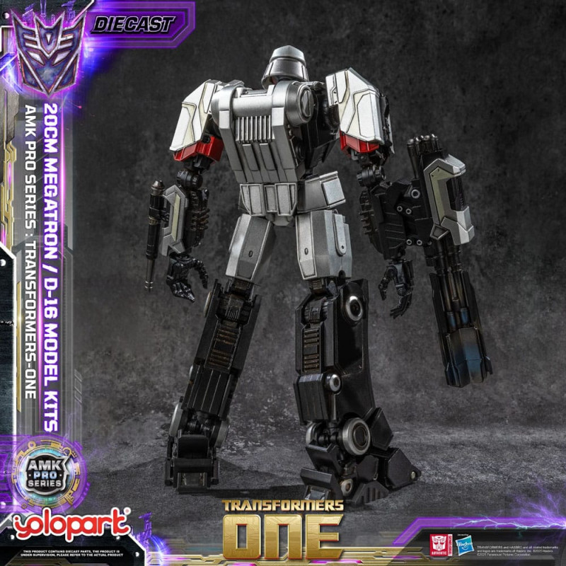 Transformers: Generation One AMK Pro Series Plastic Model Kit D-16/Megatron Final Form 20 cm 1