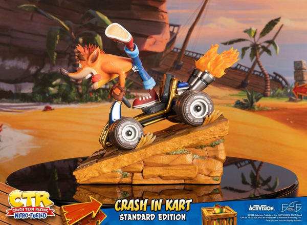 Crash Team Racing Nitro-Fueled Statue Crash in Kart 31 cm 3
