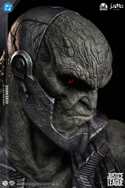 Zack Snyder´s Justice League Life Size Bust 1/1 Darkseid 136 cm 7