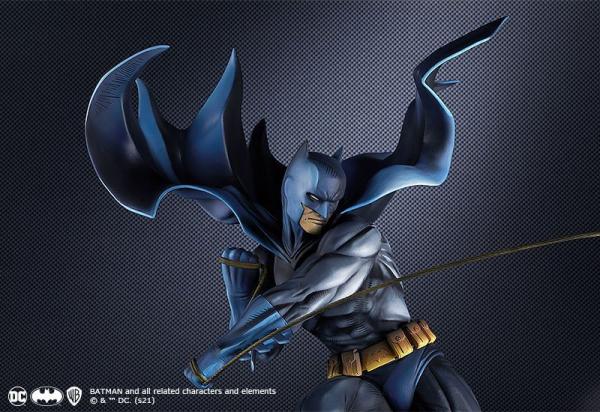 DC Comics: Batman 1/6 Art Respect Statue - Good Smile Company