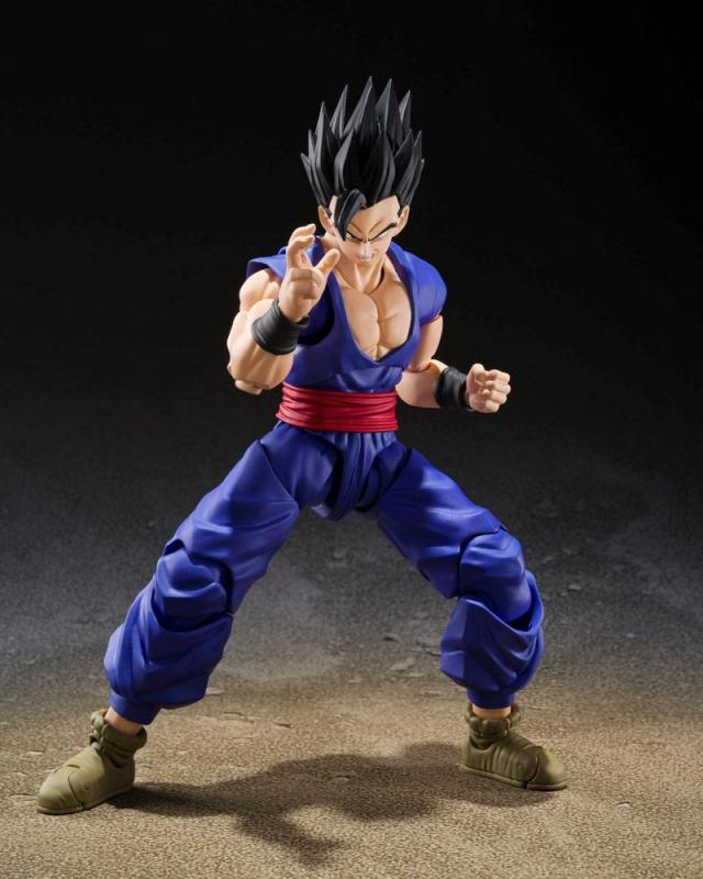Dragon Ball Super Super Hero: Ultimate Son Goku 14 cm Action Figure - Bandai Tamashii