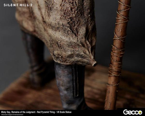 Silent Hill 2: Misty Day, Remains of Judgement - Red Pyramid Thing 1/6 Statue - Gecco