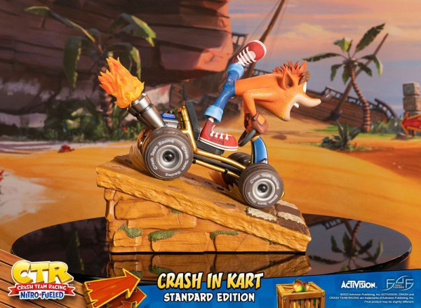 Crash Team Racing Nitro-Fueled Statue Crash in Kart 31 cm 1