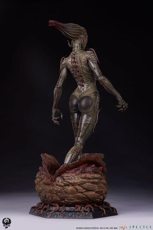 Species Statue 1/3 Sil 66 cm