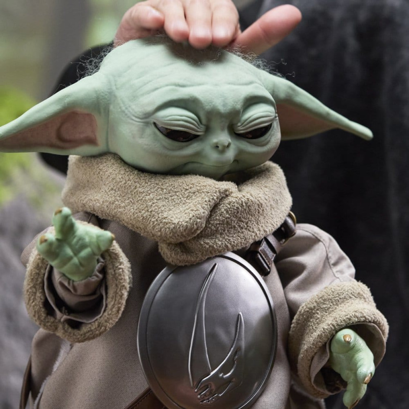 Star Wars Animatronic Life-Size Figure Ultimate Grogu Special Edition 37 cm 5
