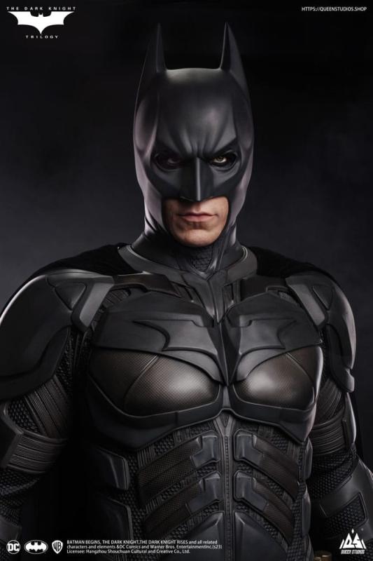 The Dark Knight: Batman Ultimate Edition 1/1 Statue - Queen Studios