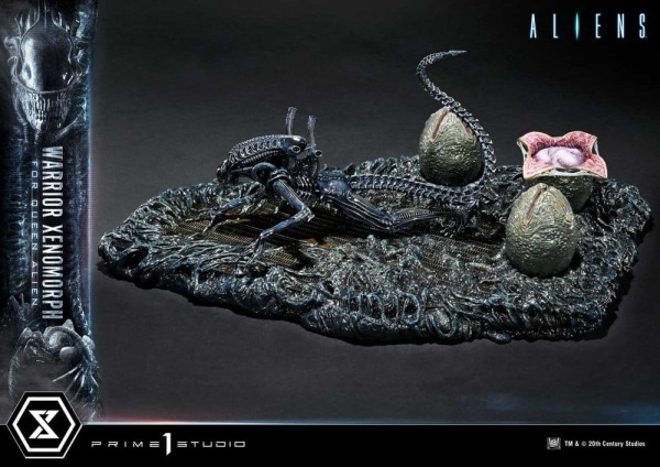 Aliens (Film) Ultimate Diorama Masterline Statue Warrior Xenomorph for Queen Alien 23 cm 8