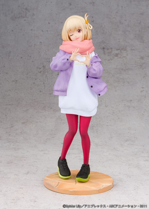 Lycoris Recoil PVC Statue 1/7 Chisato Nishikigi Winter Ver. 23 cm 1