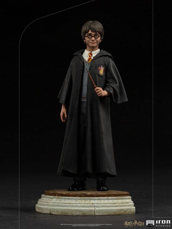 Harry Potter: Harry Potter 1/10 Art Scale Statue - Iron Studios