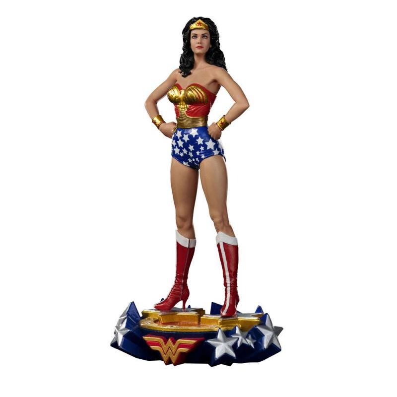 DC Comics: Wonder Woman Lynda Carter 1/10 Deluxe Art Scale Statue - Iron Studios