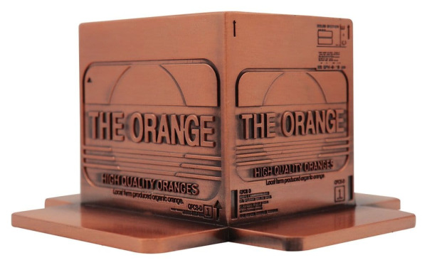 Metal Gear Solid 2 Replica Cardboard Box Antique Gold