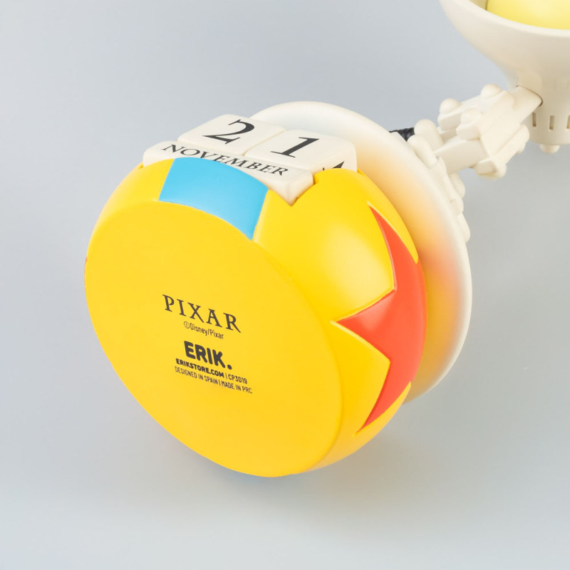 Stranger Things 3D perpetual Calendar Luxo Jr. 3