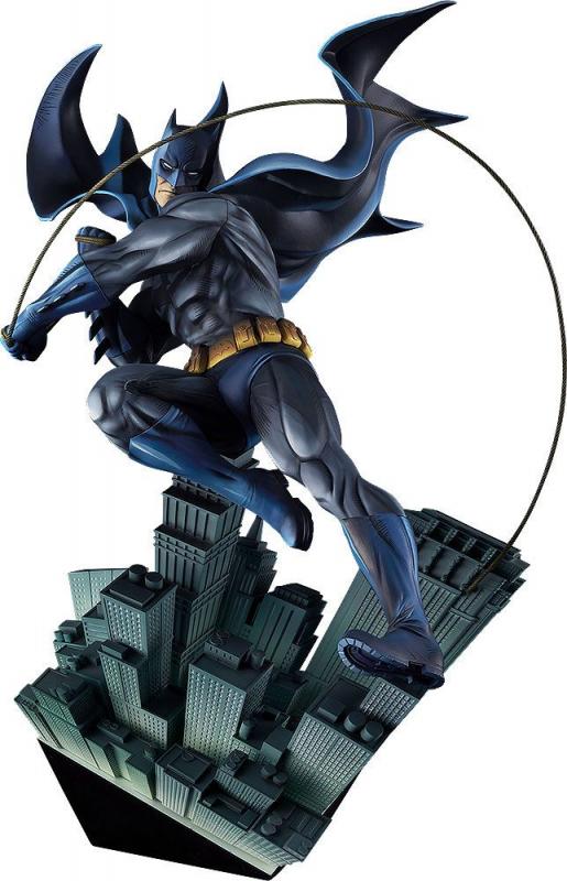 DC Comics: Batman 1/6 Art Respect Statue - Good Smile Company