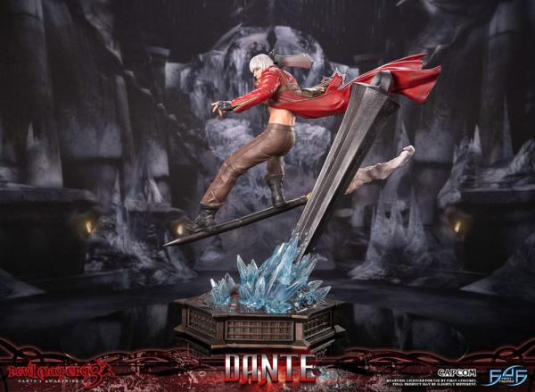 Devil May Cry 3: Dante 43 cm Statue - First 4 Figures