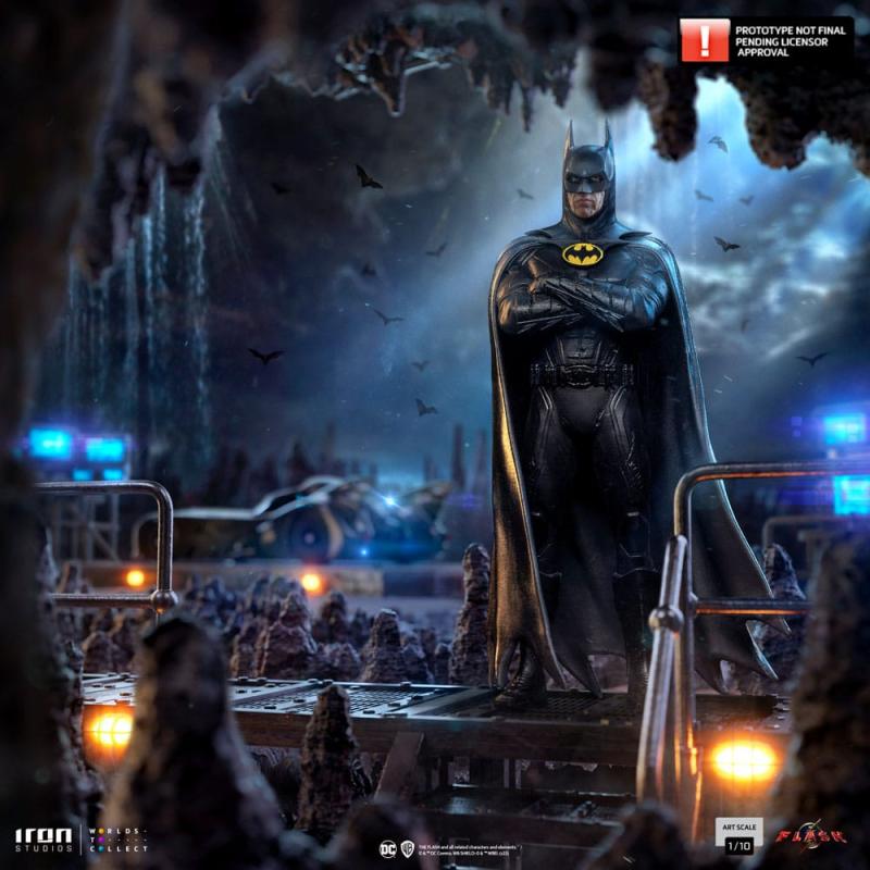 DC Comics The Flash Movie: Batman 1/10 Art Scale Statue - Iron Studios