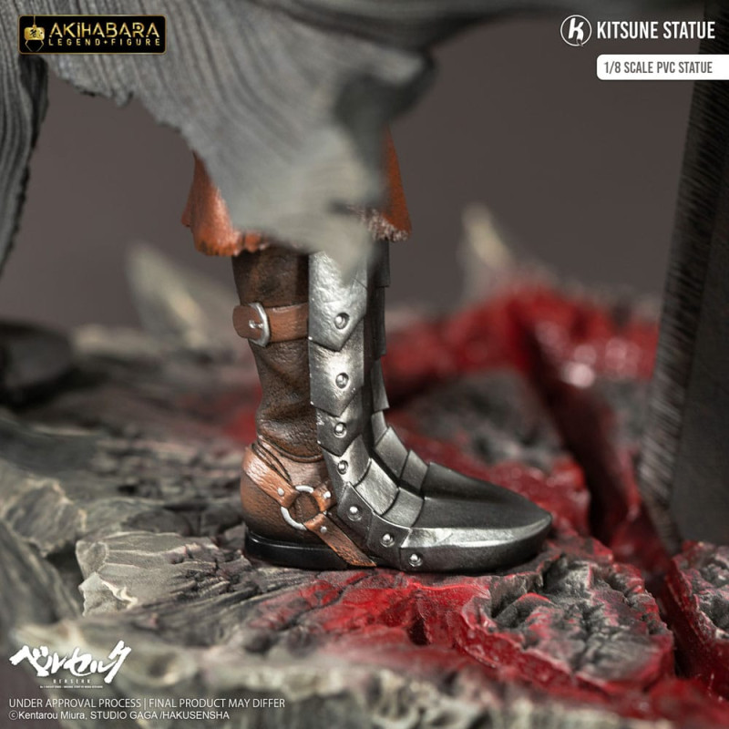 Berserk Akihabara Legend Figure PVC Statue 1/8 Guts 30 cm 2
