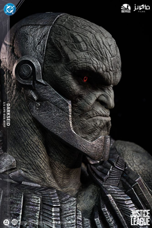 Zack Snyder´s Justice League Life Size Bust 1/1 Darkseid 136 cm 6