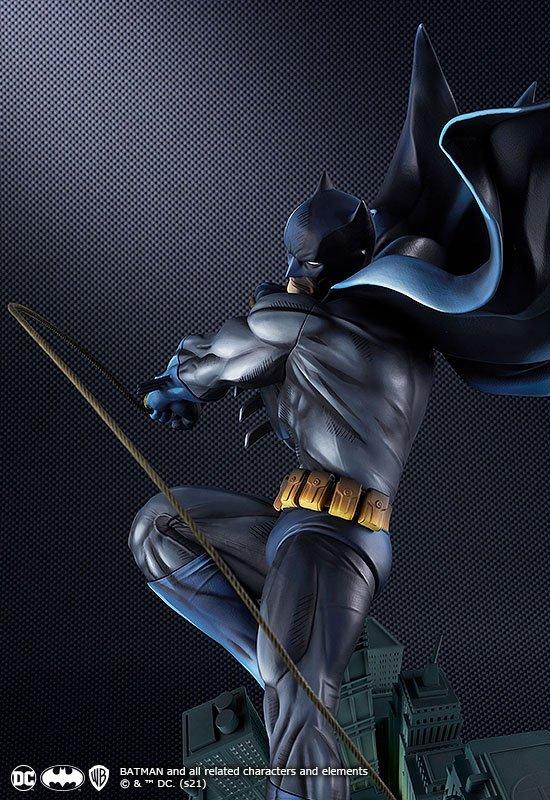 DC Comics: Batman 1/6 Art Respect Statue - Good Smile Company