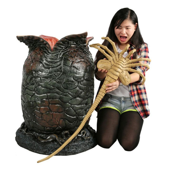 Aliens Foam Replica 1/1 Xenomorph Egg & Latex Facehugger 91 cm 4