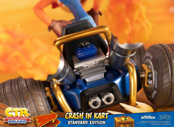 Crash Team Racing Nitro-Fueled Statue Crash in Kart 31 cm 8
