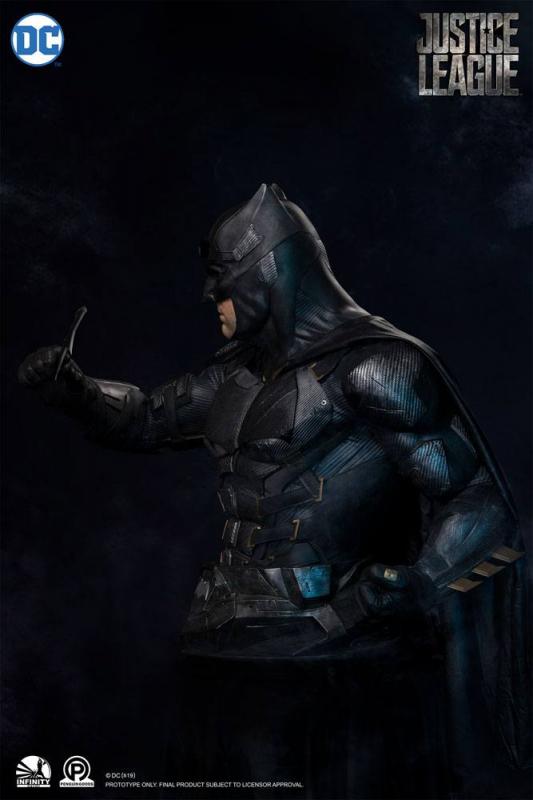 Justice League Life-Size Bust Batman 95 cm